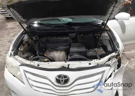 2011 Toyota Camry Le from USA, damaged, VIN 4T1BF3EK9BU696979